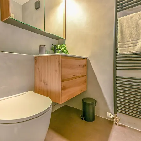 Lägenhet I Dr Rehwiesa A25